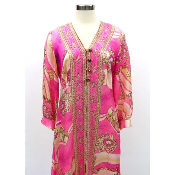 Vintage DELA-ANN Novelty Pink Glam Jewelry Print Lounge Kaftan Dress 1960's M - Picture 3 of 16